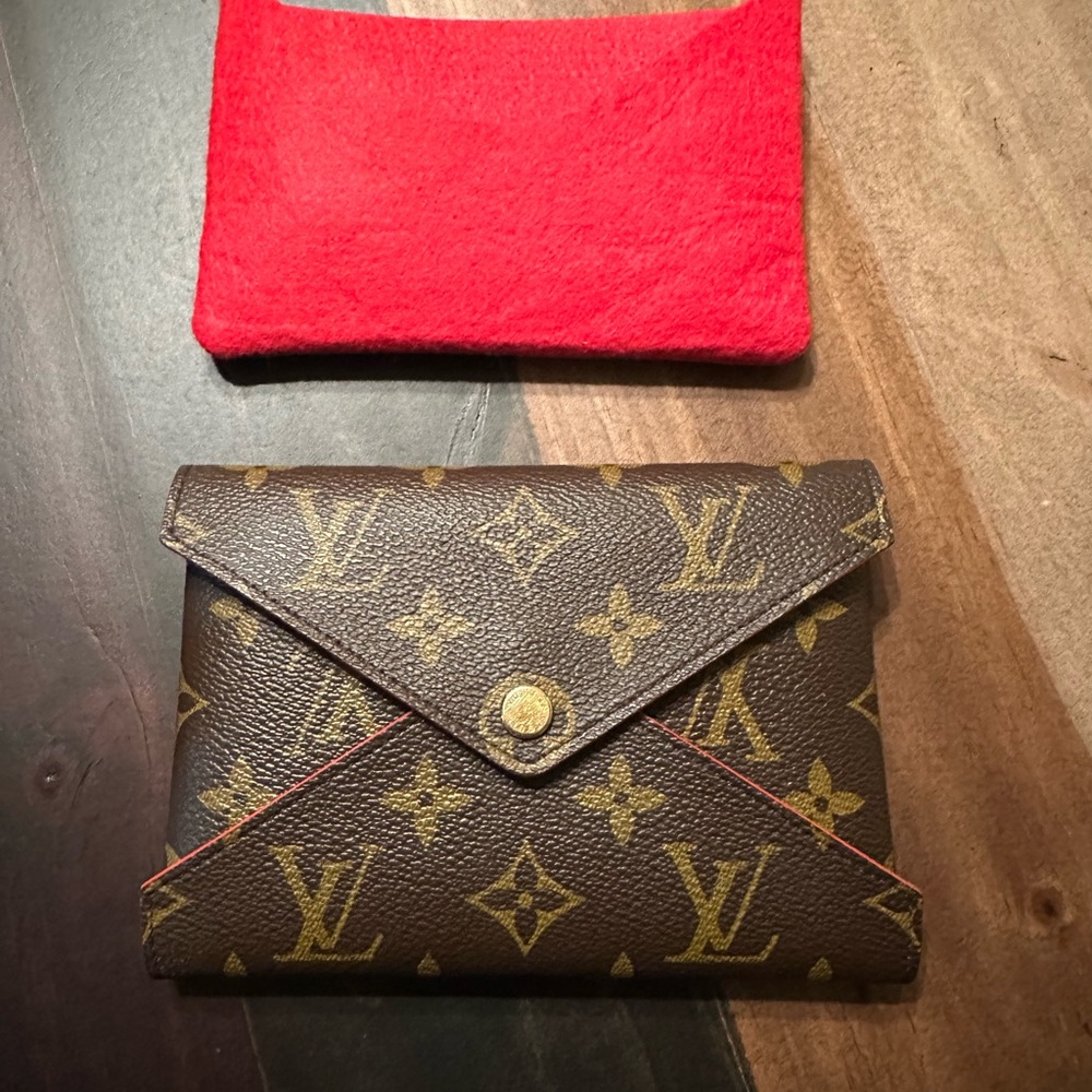 Louis Vuitton Medium Kirigami Pouch